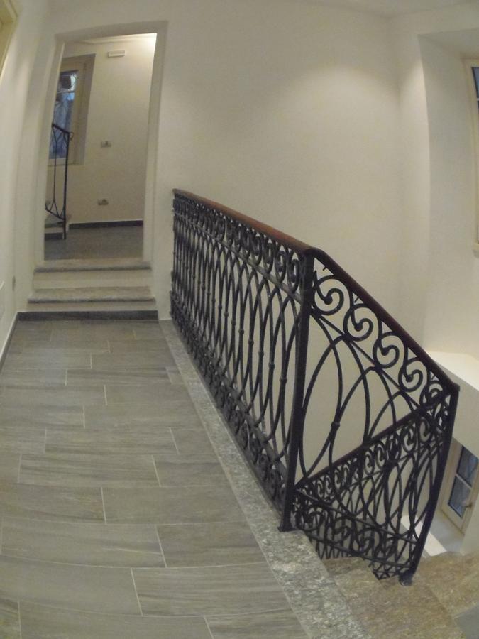 Albergo Dongo Eksteriør billede